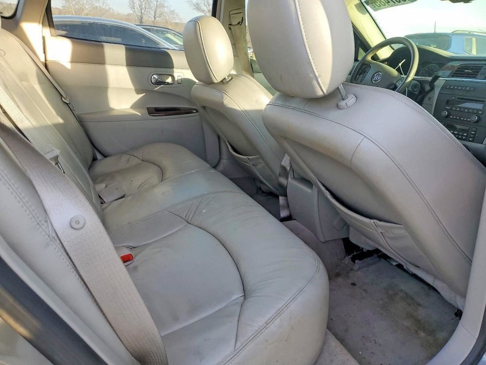 LACROSSE 2008 Glove Box 4977073