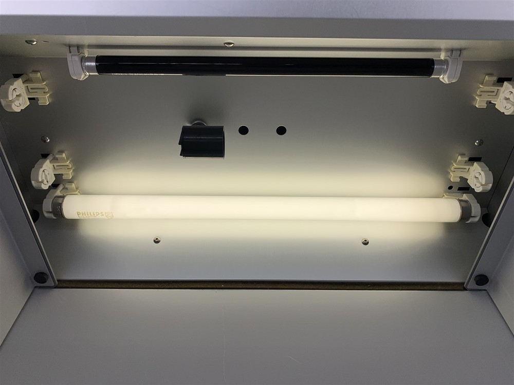 GTI MiniMatcher MM-2e UV Color Viewing System Light Box