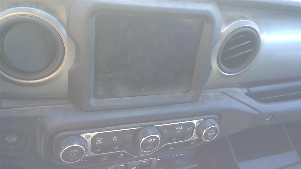GLADIATOR 2021 Glove Box 2125827