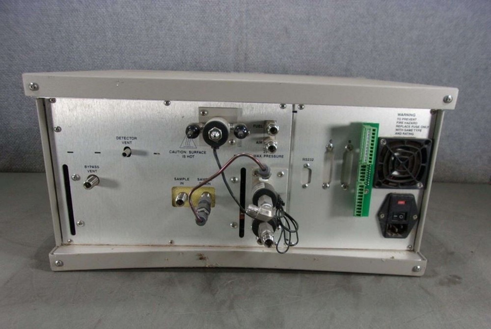AMETEK / BASELINE MOCON SERIES 8800H total hydrocarbon analyzer