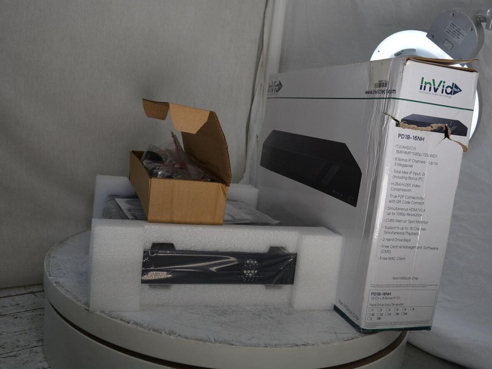 NEW OPEN BOX INVID TECH pd1b-16nh Universal Network Video Recorder SEE NOTES