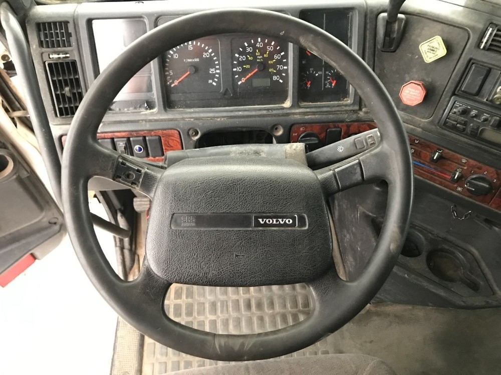 Volvo VNL Steering Column - Used