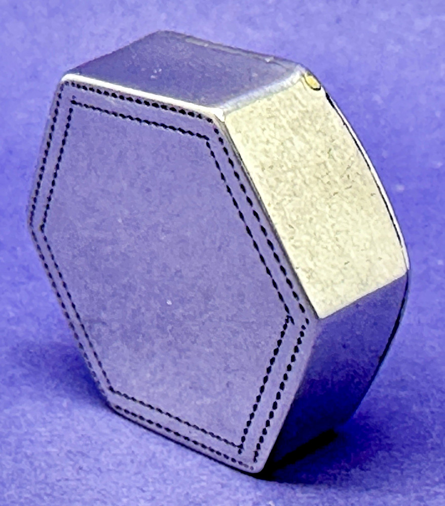 GEORGIAN SOLID SILVER HEXAGONAL HINGED LID PILL BOX BY JOHN TURNER B'HAM 1802