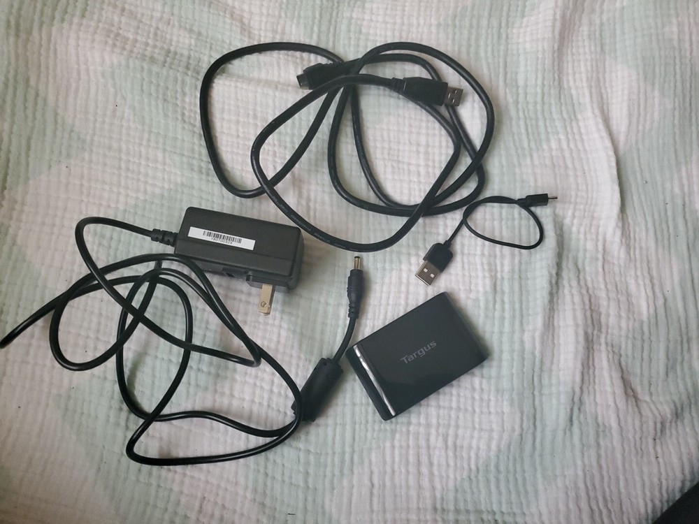 PP20: Targus ACH123 USB Extender - No Power Supply