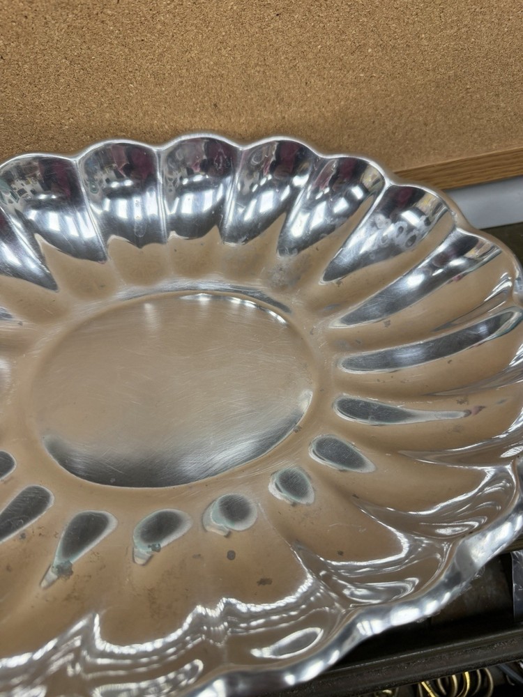 REED & BARTON SILVERPLATE OVALSERVING BOWL-Used