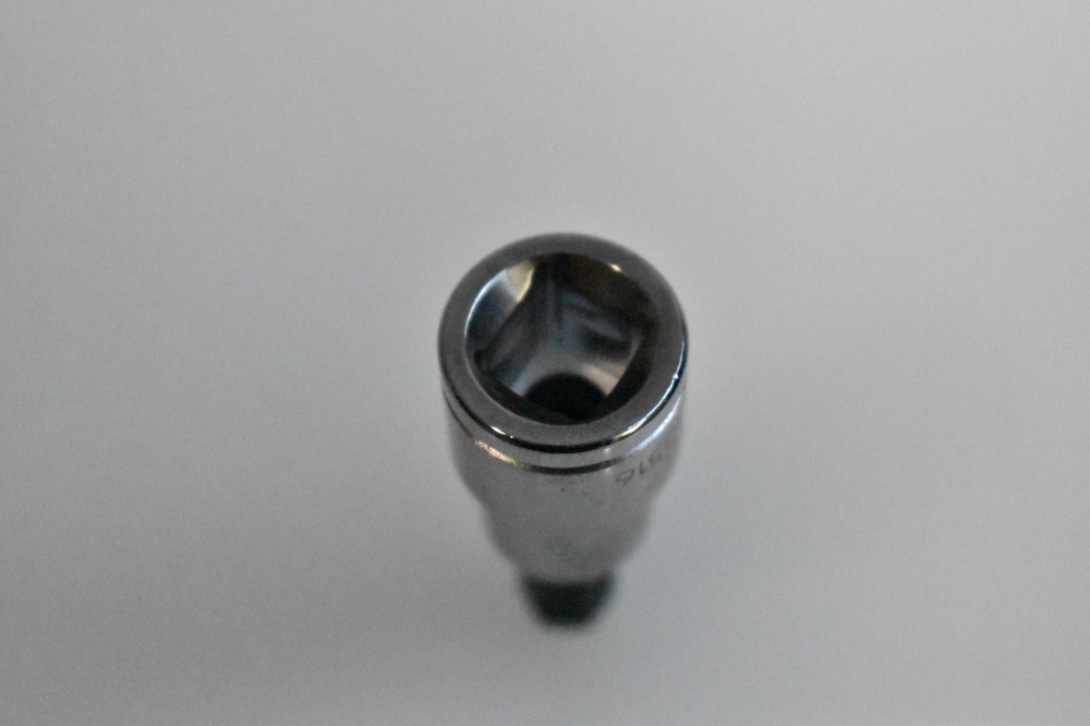 Blue Point Tools BLPH38516 5/16" SAE Hex Bit Socket Driver 3/8" Drive Chrome