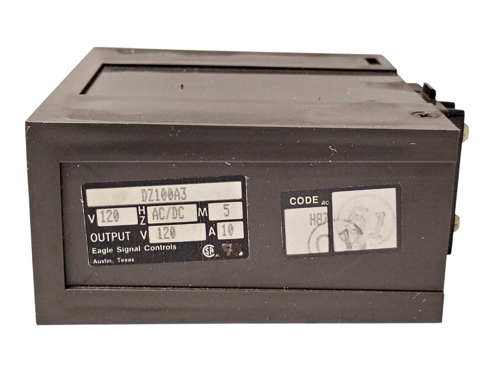 Eagle Signal DZ100A3 120 V AC/DC 10 A 2 Digit Solid State Counter Module