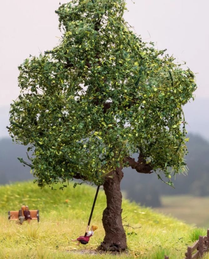 NOCH,Tree with micro-movement and swing, , NOC21769