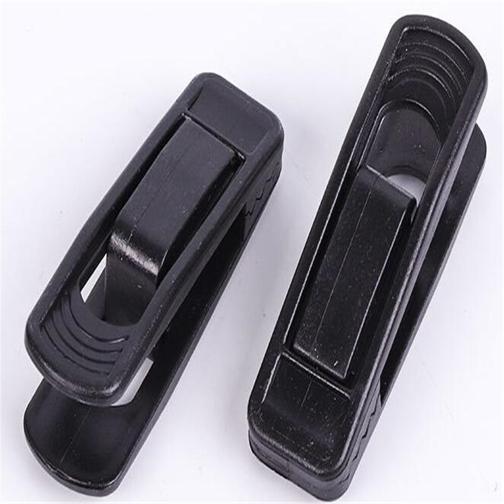 NEW 4pcs/Removable Plastic Clips for Clothes Coat Hangers