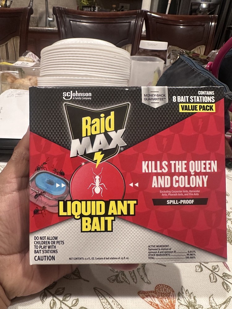 Raid Max 4 LIQUID ANT BAIT STATIONS  KILLS THE QUEEN & COLONY