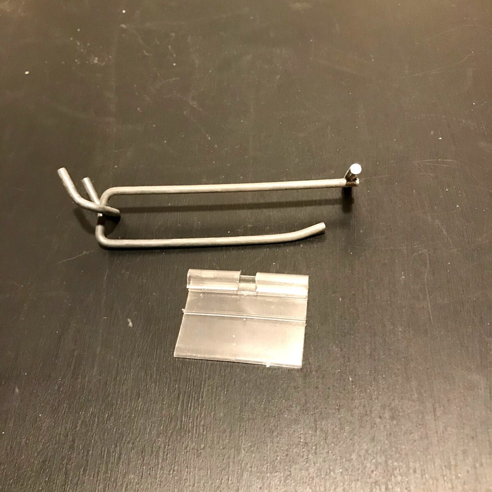 4" Flip Scan Peg Hooks w/Label Holder Pegboard (60 Pack)