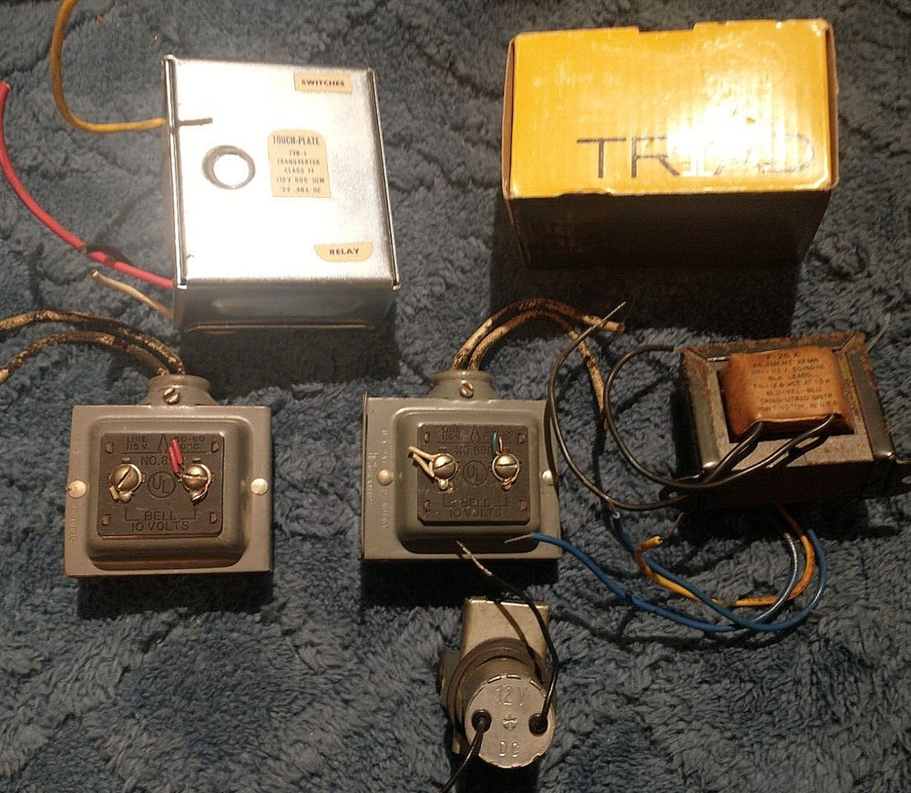 Touch-Plate Low Voltage Lighting System Parts Relay Transverter Transformers Lot