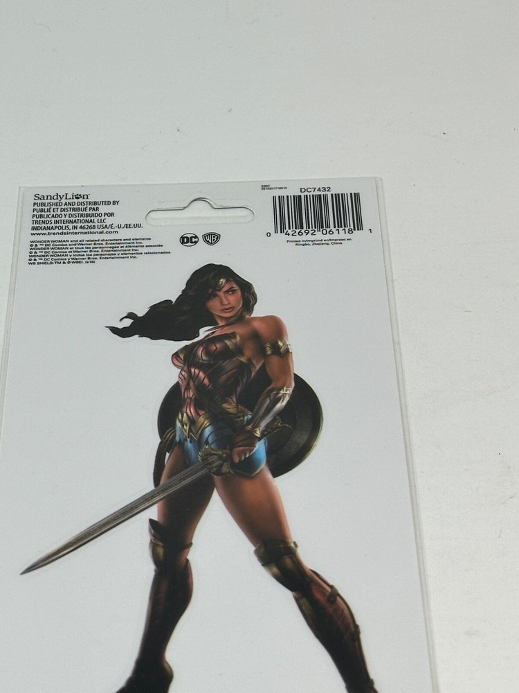 DC Comics - Wonder Woman Decal - NEW!