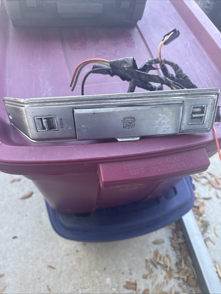 1971-1976 Cadillac Front Window Switch Panel With Integrated Cigarette Lighter
