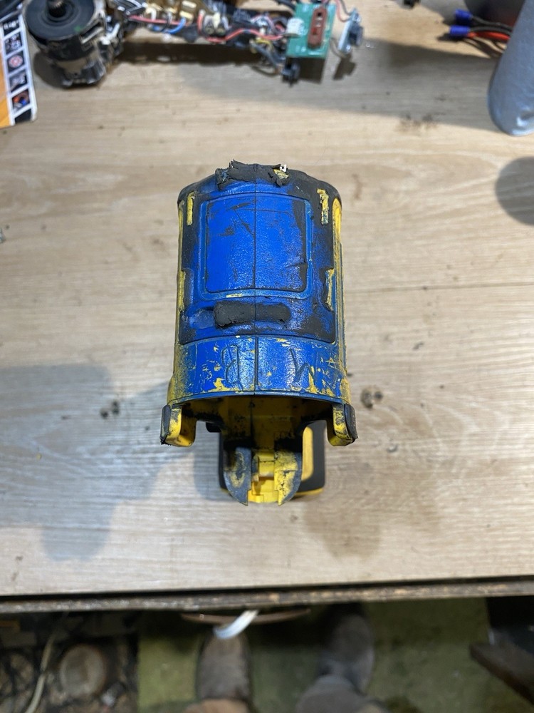 HOUSING ASSEMBLY FOR DEWALT DCF887