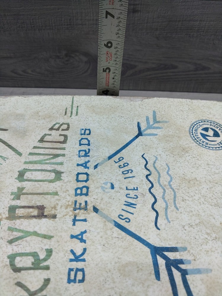 Vintage 32" Graphic Mini Longboard, White Combo Skateboard.