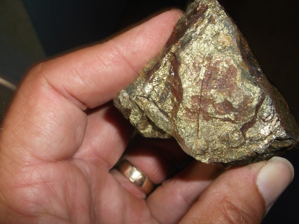 Gold, silver, copper, 362 grams samples ,ore high grade .