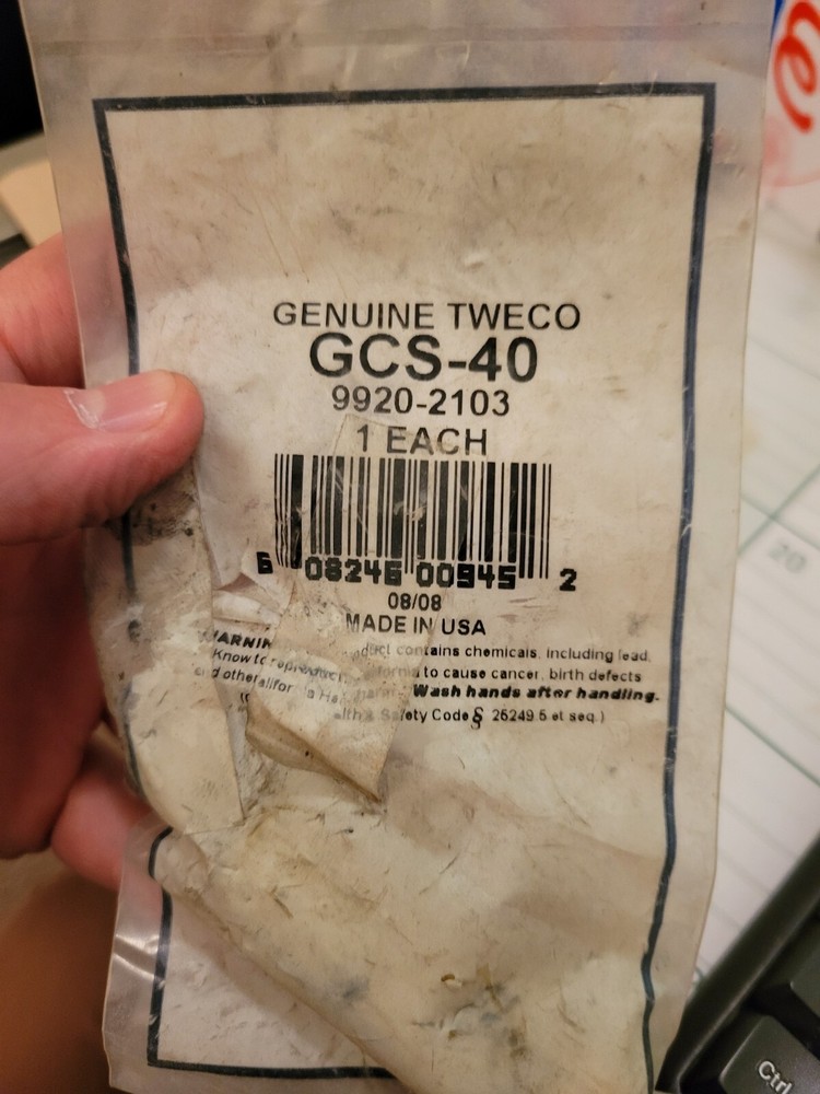 TWECO GCS-40 DOUBLE BALL POINT FITTING PACKAGED 9920-2103