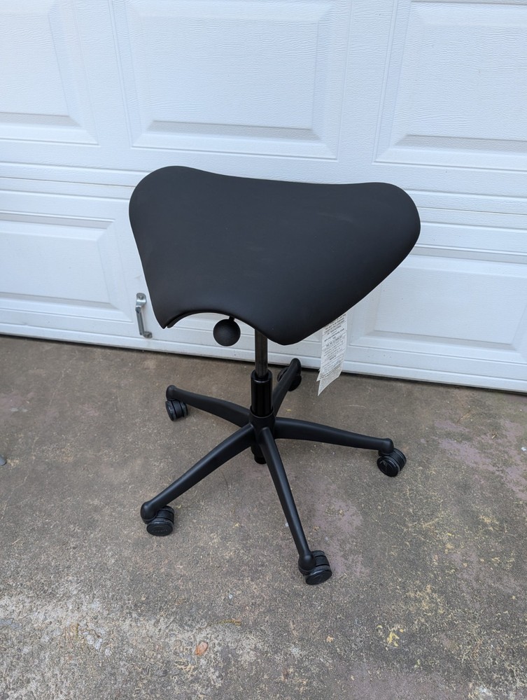 Humanscale Freedom Saddle Stool BLACK