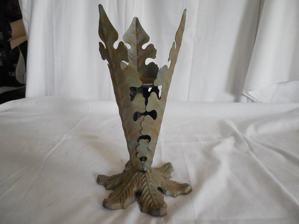 metal leaf shaped candle holder 9 7/8" tall