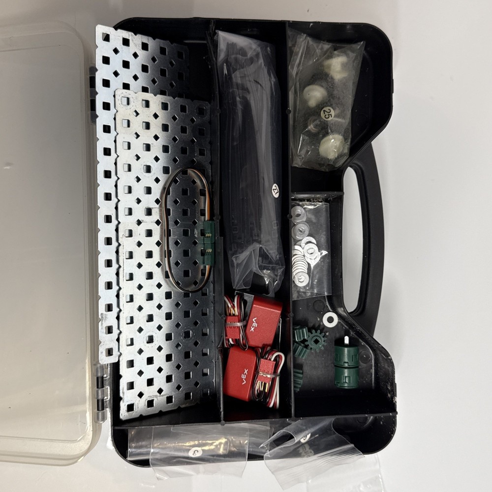 VEX Robotics Design Engineering System v.5 Kit not complete for parts (read)