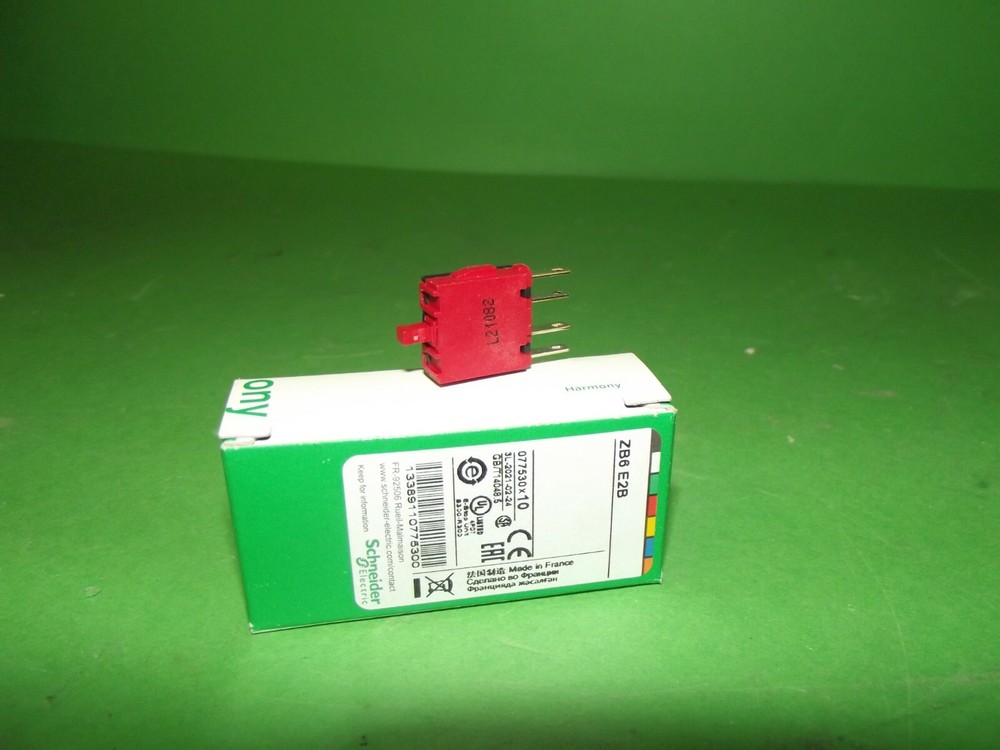 Schneider Electric ZB6 E2B  10 pcs in box .