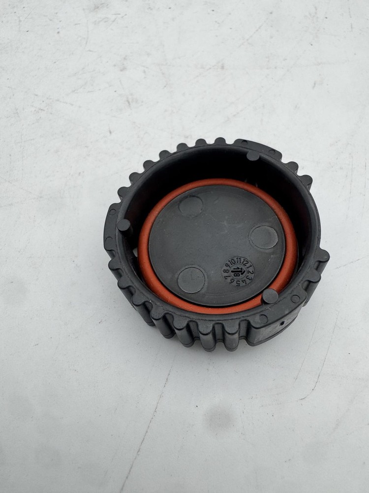 (4 Count) DEUTSCH PROTECTIVE CAP, HDC16-9, SIZE 9