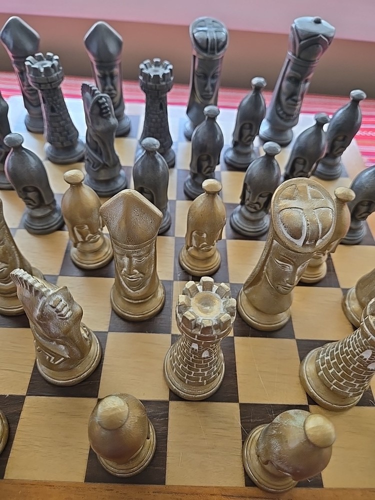 Vintage Glazed Ceramic Duncan Complete Chess Set With Board