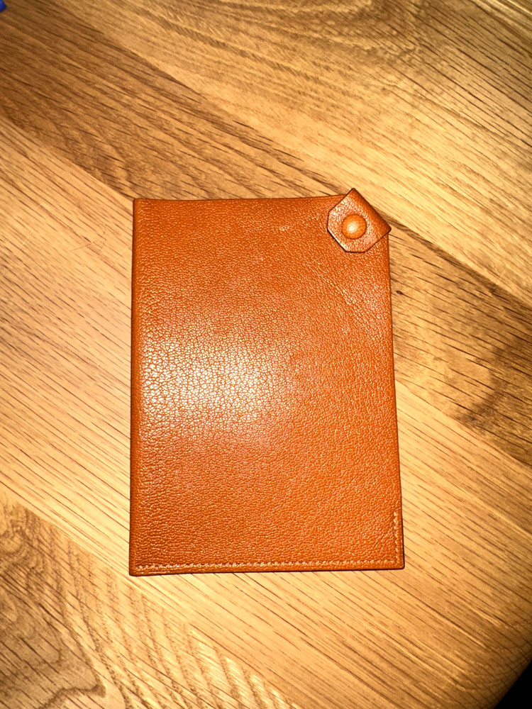 Hermes Tarmac Passport Holder