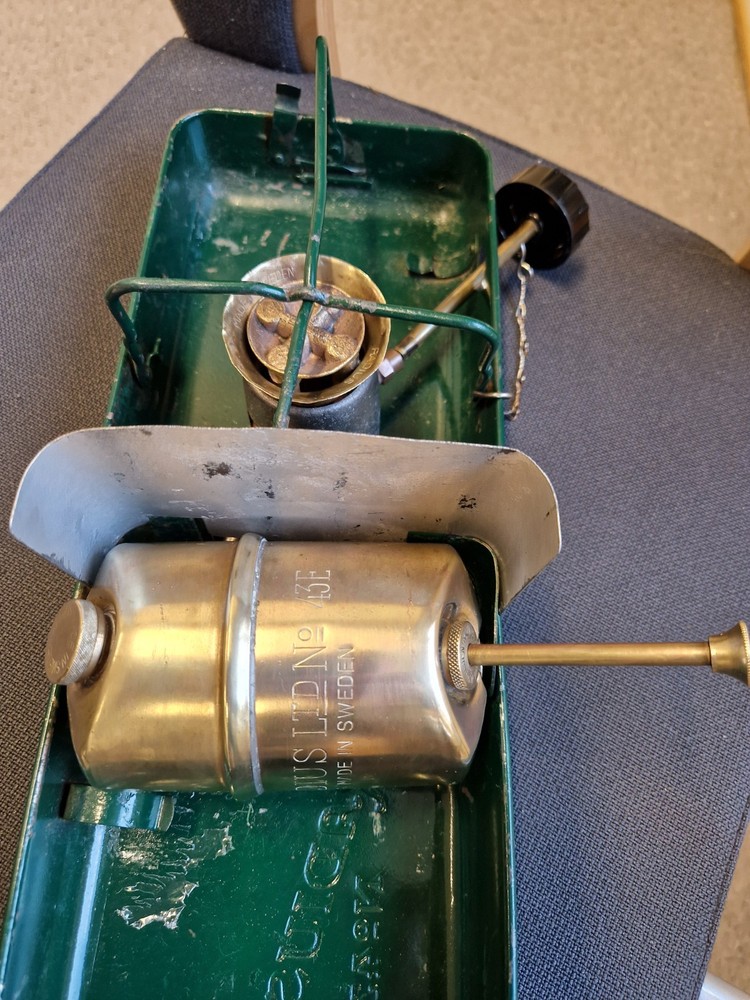 BEAUTIFUL Vintage Radius 43E Stove Chrome