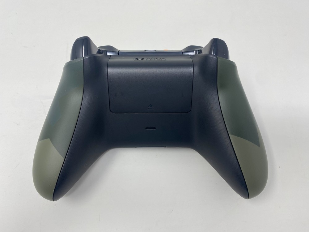 Microsoft Xbox One: Wireless Controller - Armed Forces 2 [USED - COMPLETE]