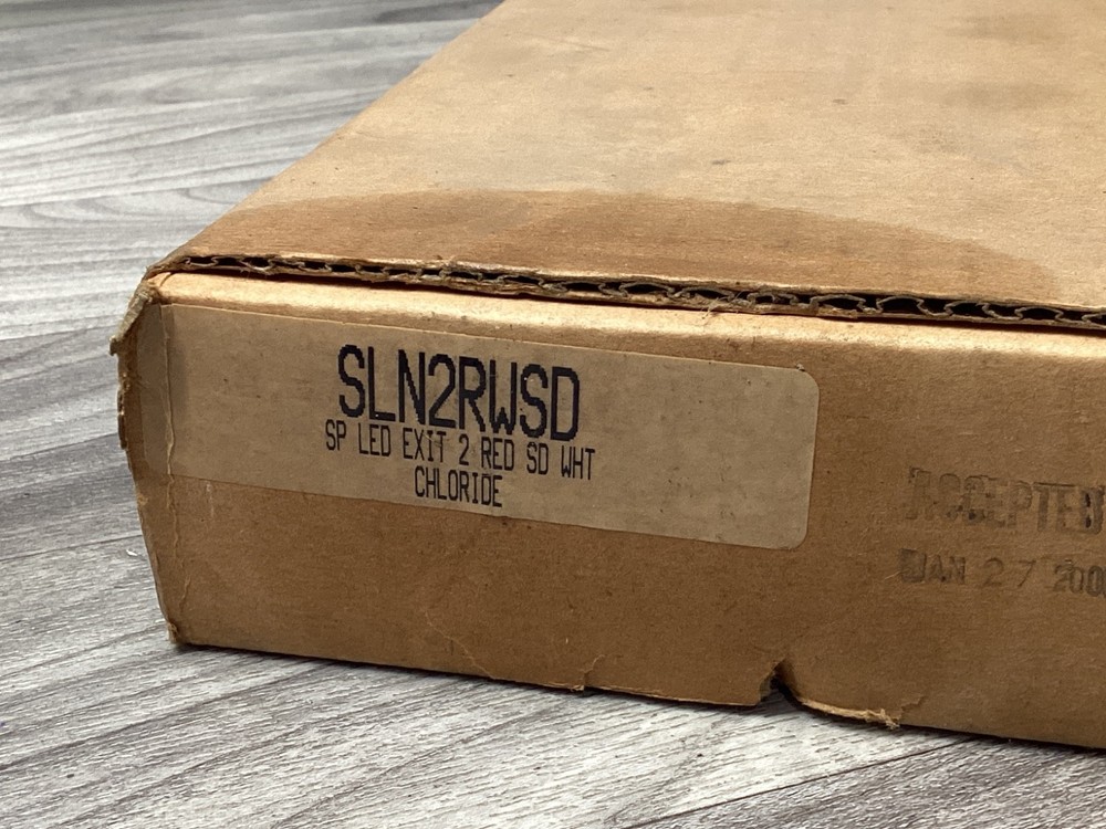 SLN2RWSD SP LED EXIT 2 RED SD WHITE CHLORIDE #111D138PR5*SI