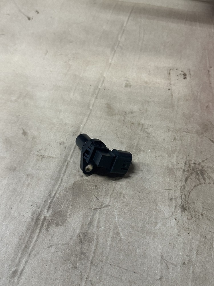 OEM SUZUKI CMP SENSOR PN# 33220-76G02 (B-150-2)
