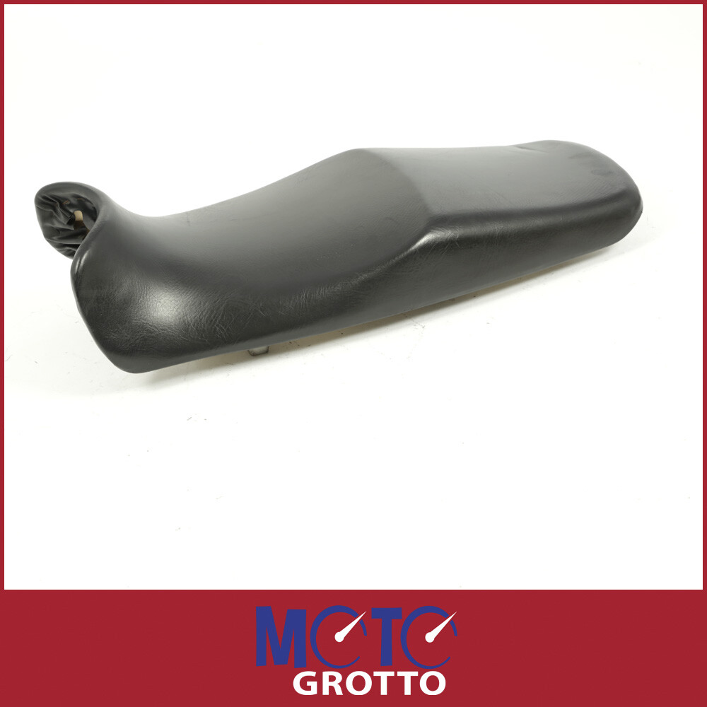 Kawasaki ZZR1100C () Seat