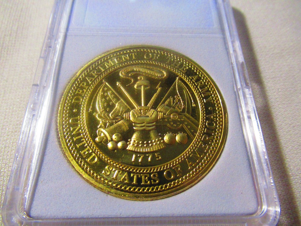US ARMY 4th INFANTRY DIVISION Challenge Coin