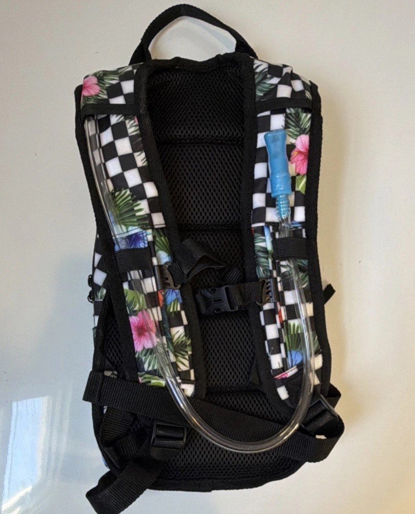 Rave Hydro Pack 2L New Hydration Pack Flowers Checkerboard