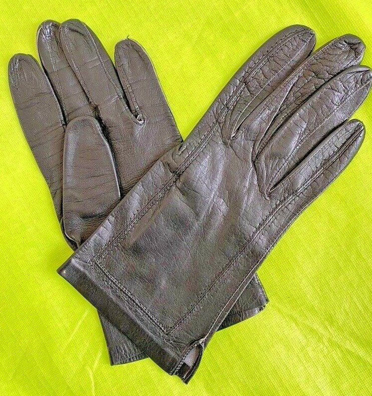 Womens Black Leather Size 7.5 Two Pair Black