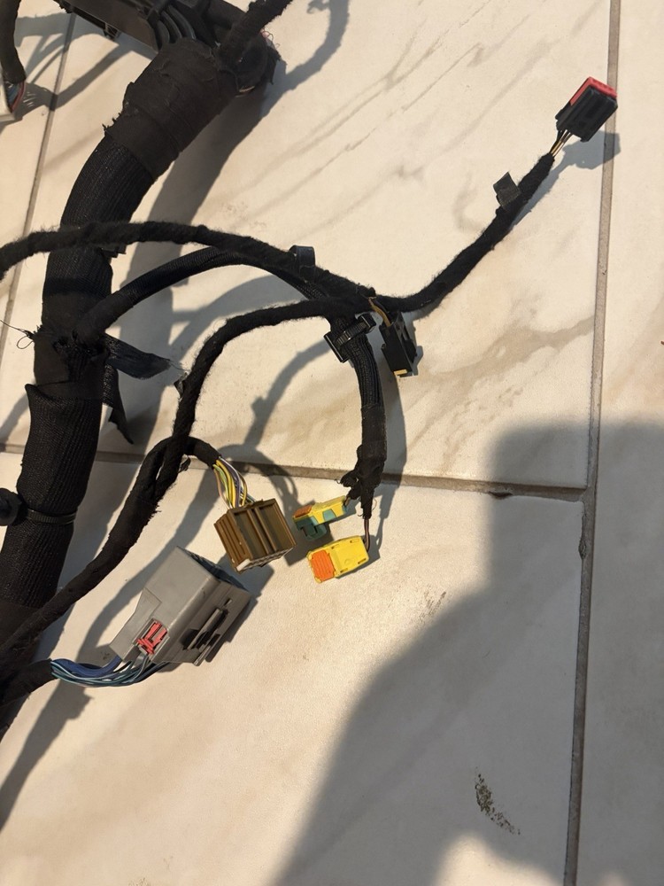 DASH WIRE HARNESS OEM DODGE CHALLENGER 68267342AC Read Description