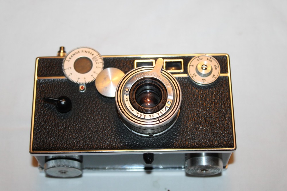 Vintage Argus 35mm Rangefinder Camera w/Weston Exposure Meter