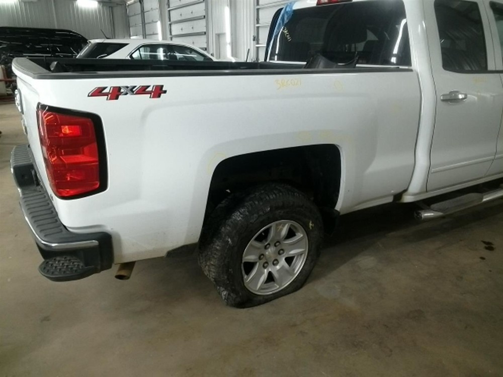 SILVRDO15 2018 High Mounted Stop Light 104814512