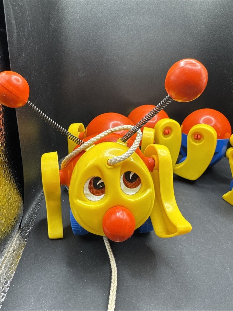 Knickerbocker, The Clatterpillar Pull Toy