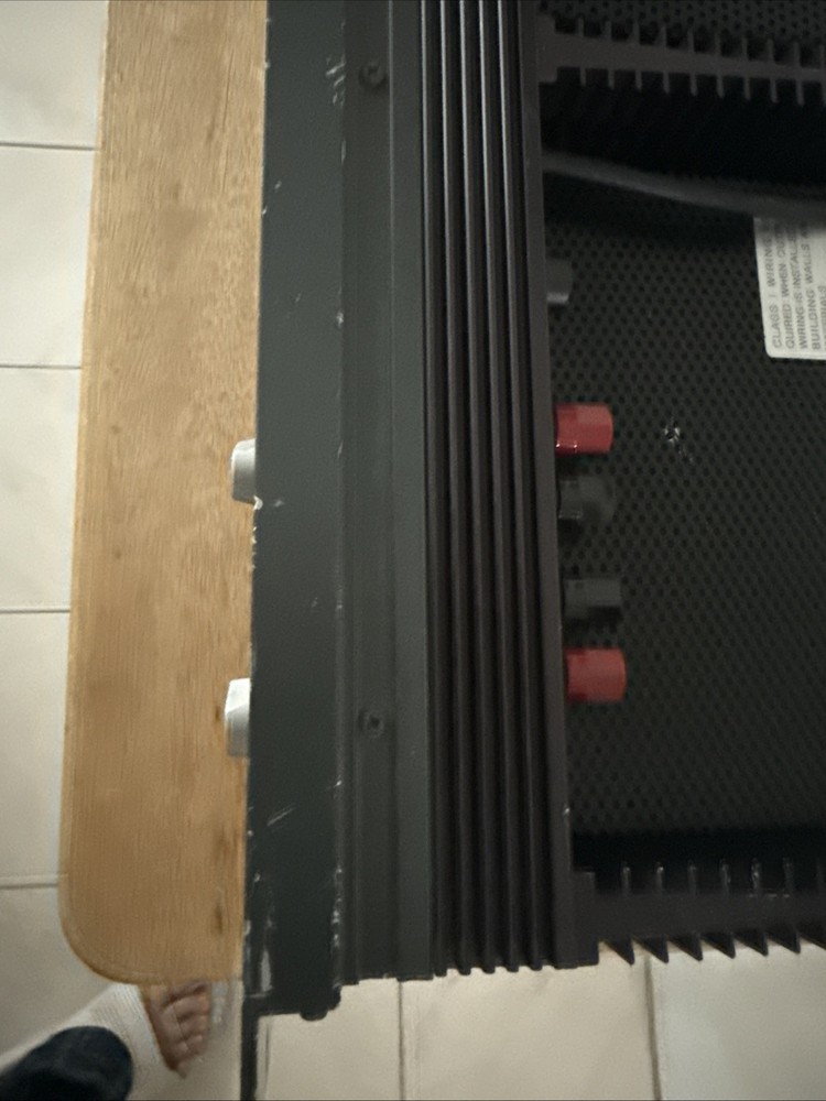 Crown D-150A Series II Stereo Amplifier Tested
