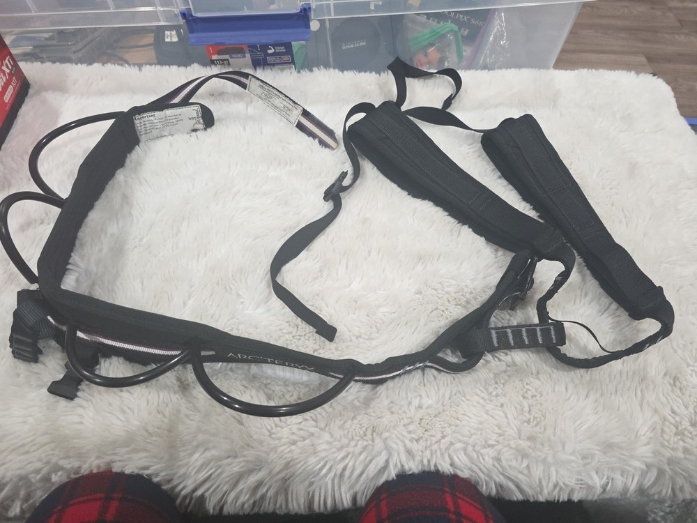 Arc'Teryx Black Type C Rock Climbing Sit Harness Size Medium