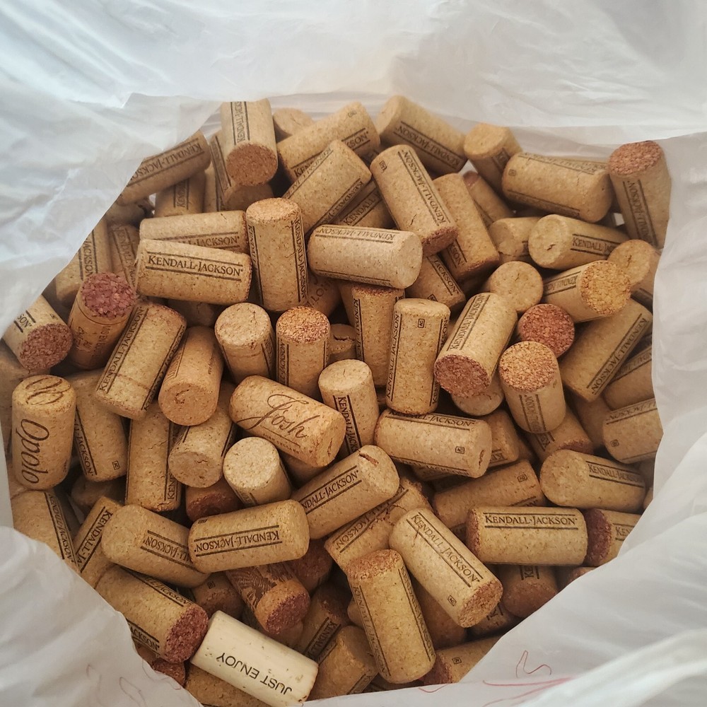 Wine and champagne corks 3lbs