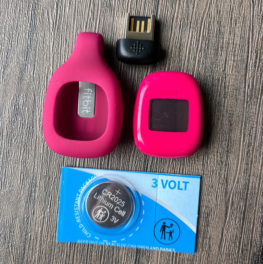 Fitbit Zip COMPLETE Wireless Activity Steps Tracker Clip On Pedometer Pink 301M