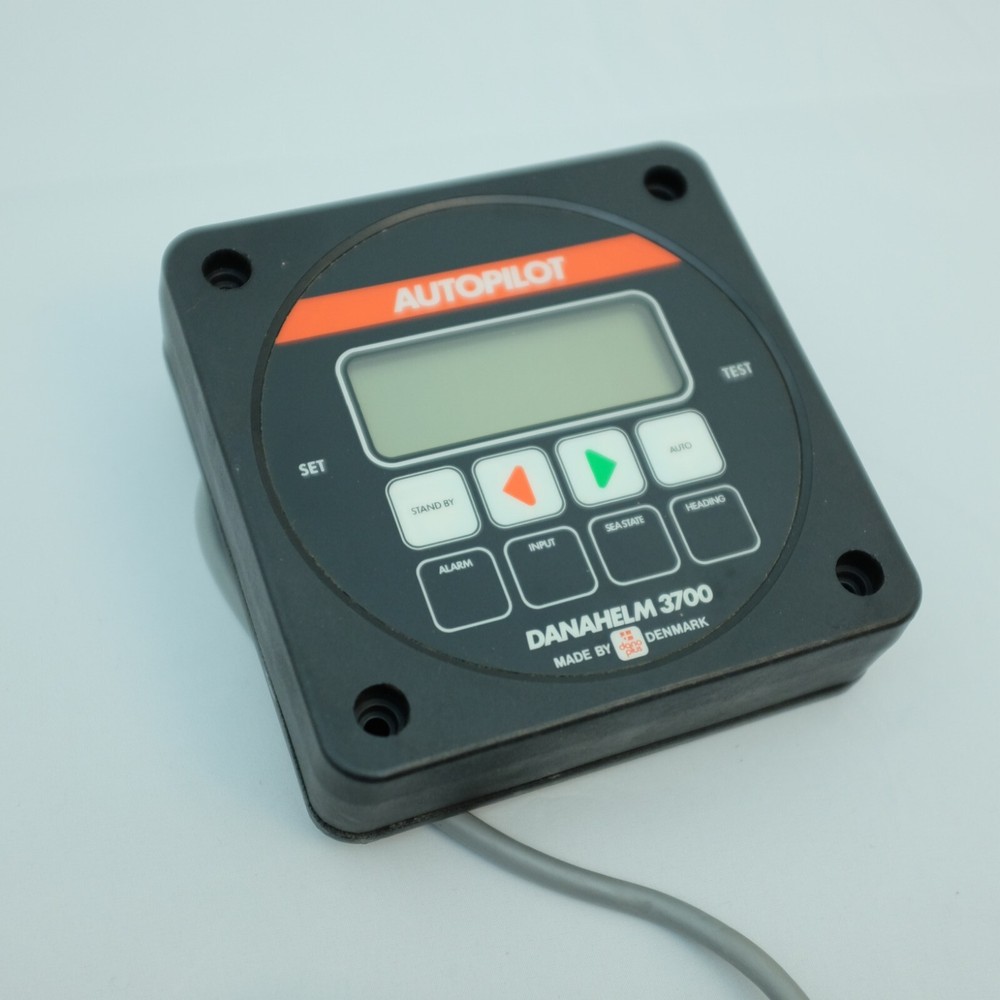 DanaHelm 3700 AUTOPILOT 3701 Control Unit -