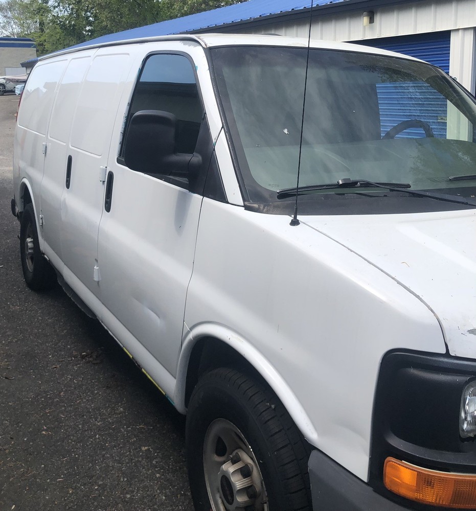 Carpet cleaning van with hydromaster 318