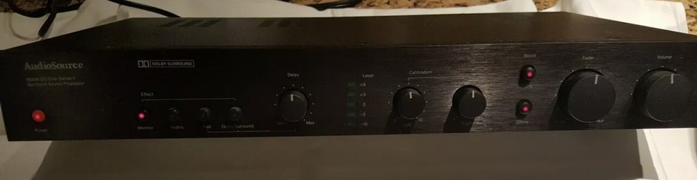 AUDIOSOURCE SURROUND SOUND PROCESSOR MODEL SS Series II NOS