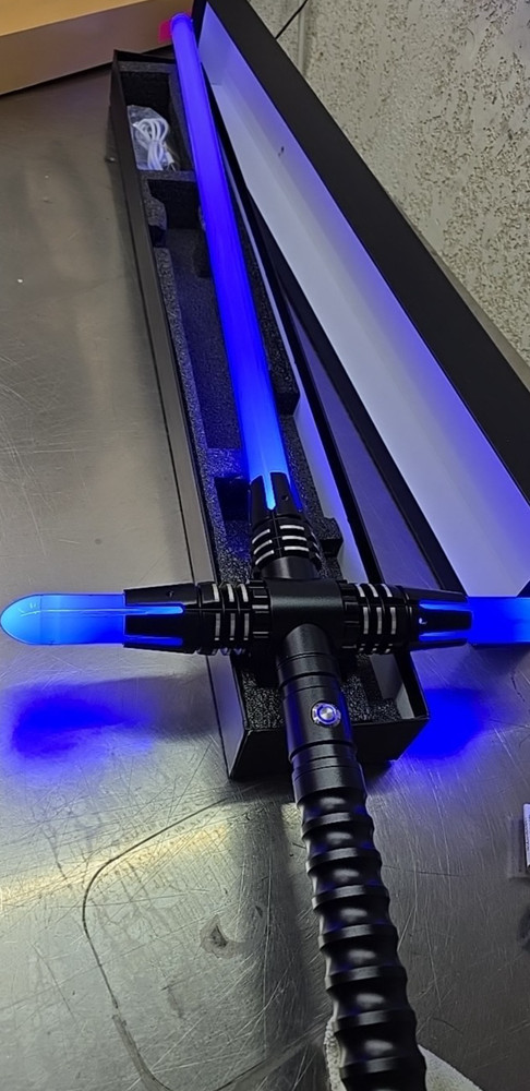Borlvias Heavy Dueling Light Saber