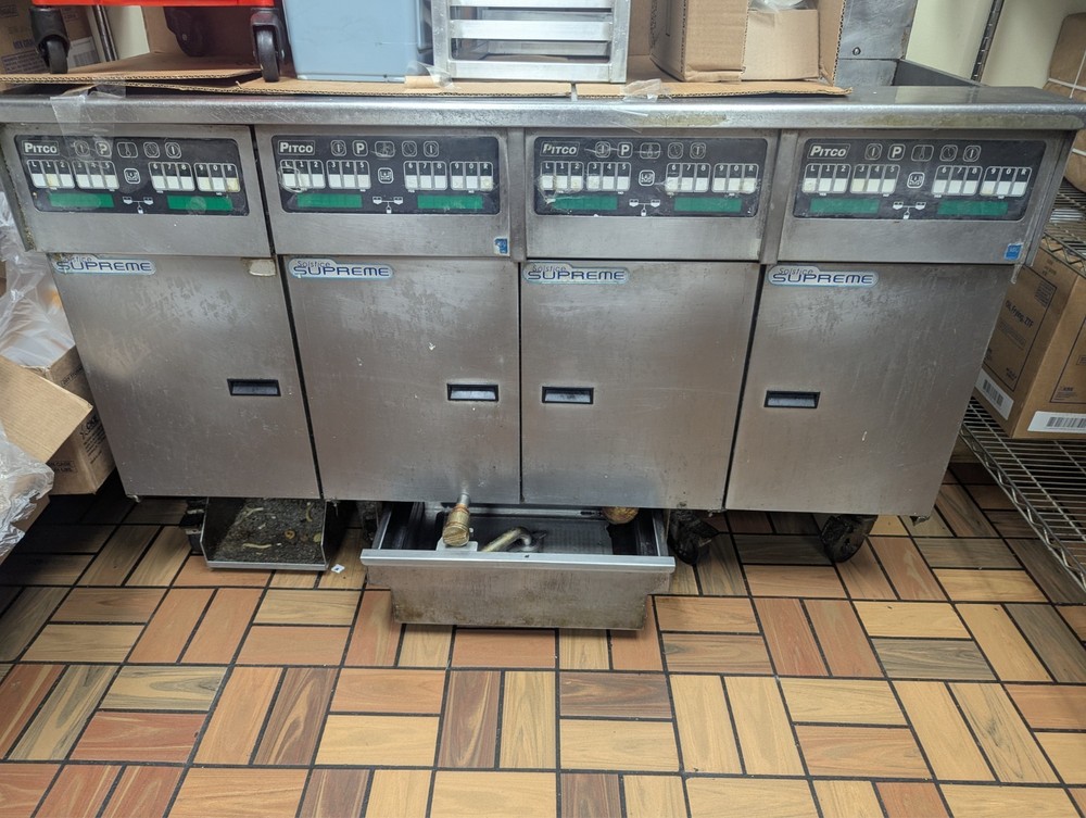 4 Pitco ROV Fryer with filtering